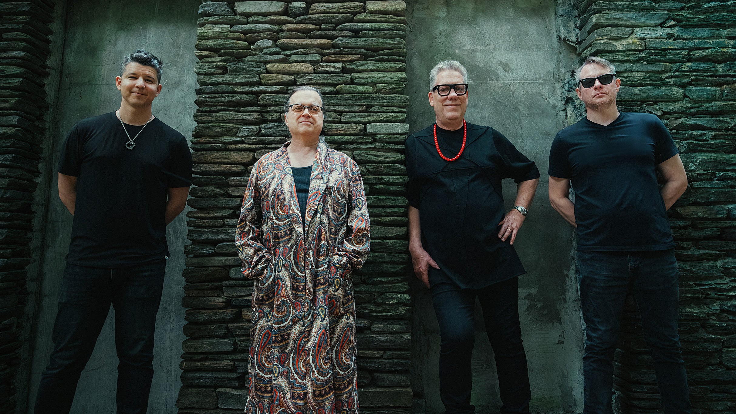 Violent Femmes: 45 Years of Violent Femmes Tour